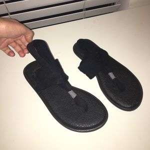sanuk yoga mat sandals